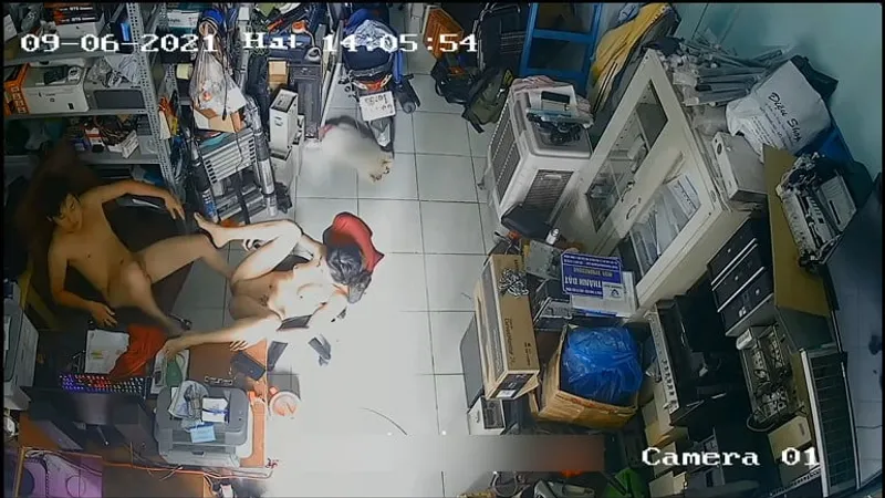 Bà xã chồng yêu xxx nhau trong của chim máy tính